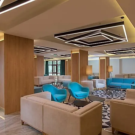 Хотел континентал парк 3*