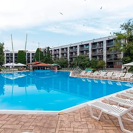 континентал парк 3*