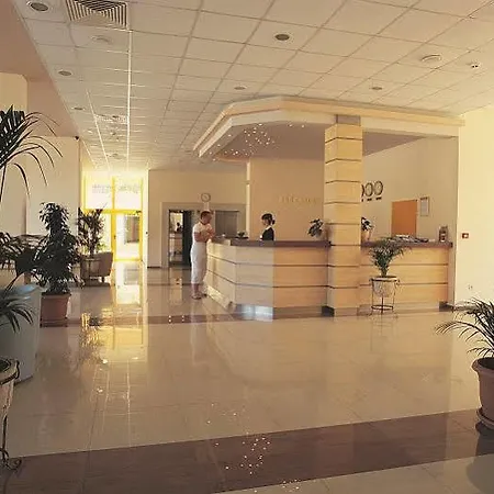 Хотел континентал парк 3*