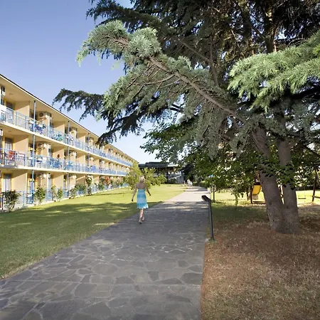 Continental Park Отель 3*