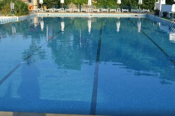 Отель Continental Park 3*